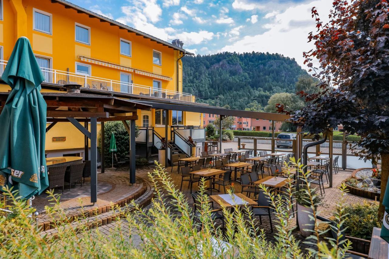 Hotel Freiensteinerhof Superior Sankt Peter-Freienstein Buitenkant foto